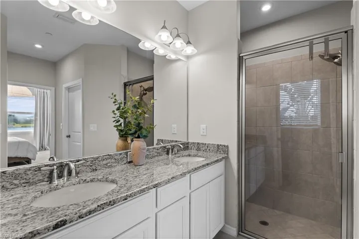 9365  Pocida  CT, Naples, FL 34119