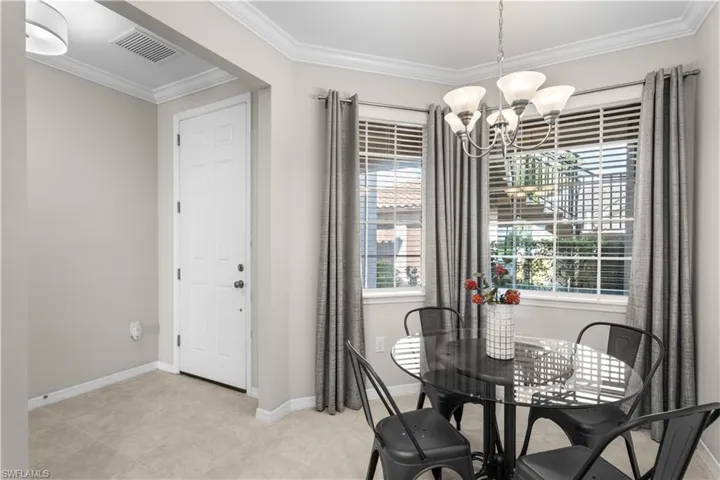 9365  Pocida  CT, Naples, FL 34119