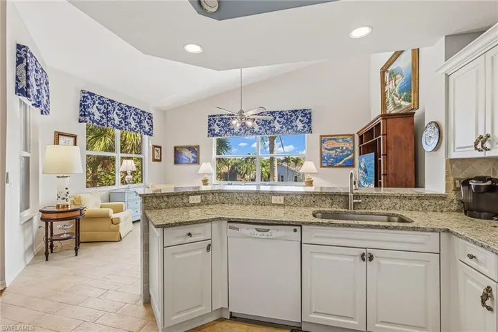 8340 Whisper Trace Way 205, Naples, Florida 34114
