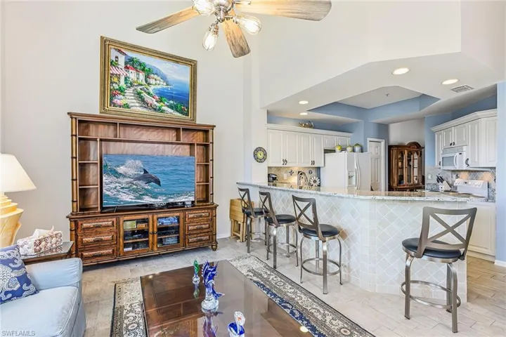 8340 Whisper Trace Way 205, Naples, Florida 34114