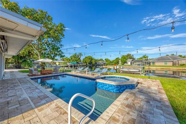 Heated Saltwater Pool with Integrated Spa