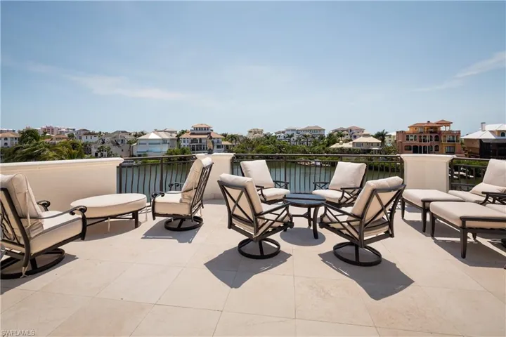 217 Bayfront Dr, Bonita Springs, Florida 34134