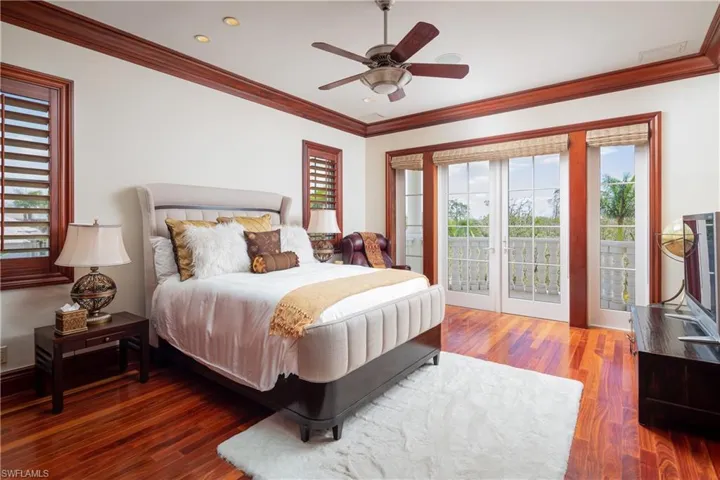 217 Bayfront Dr, Bonita Springs, Florida 34134