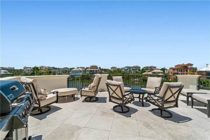 217 Bayfront Dr, Bonita Springs, Florida 34134