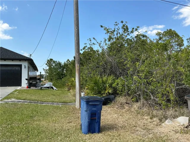 3908  26th SW ST, Lehigh Acres, FL 33976
