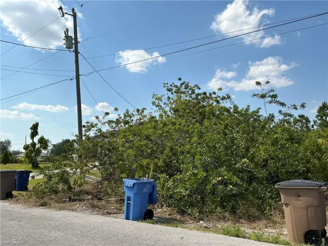 3908  26th SW ST, Lehigh Acres, FL 33976