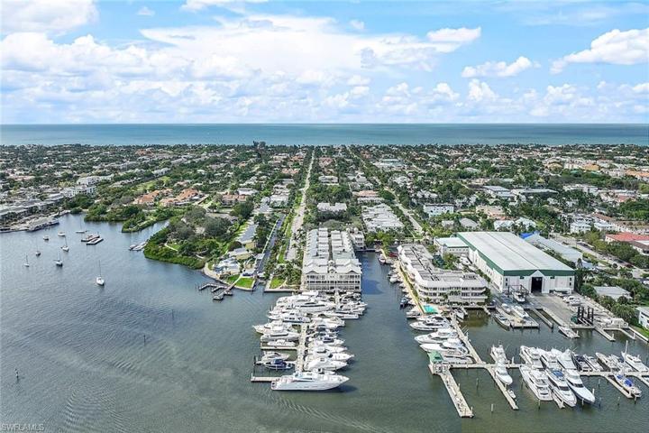 Be captivated by the stunning views and the ultimate lifestyle, where yachts adorn your water "front yard"!