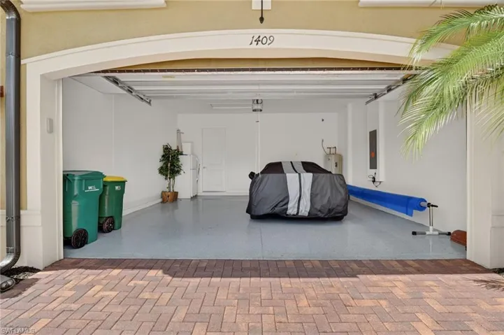 2 Car Garage