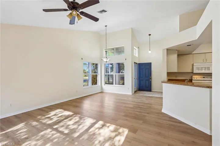 15237 Cricket Ln, Fort Myers, Florida 33919
