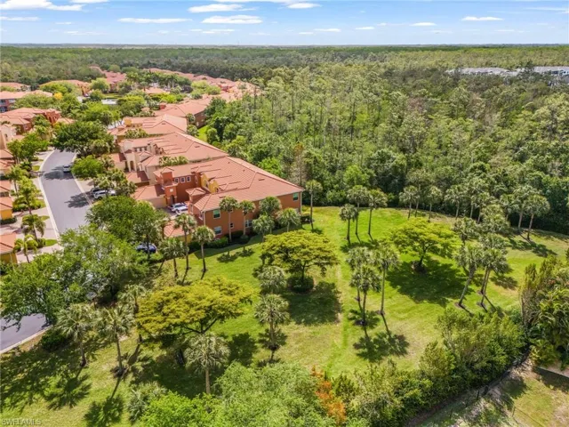 7000 Bergamo Way 102, Fort Myers, Florida 33966