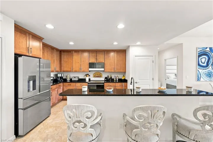 15145 Palmer Lake Cir 103, Naples, Florida 34109