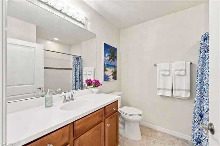 15145 Palmer Lake Cir 103, Naples, Florida 34109