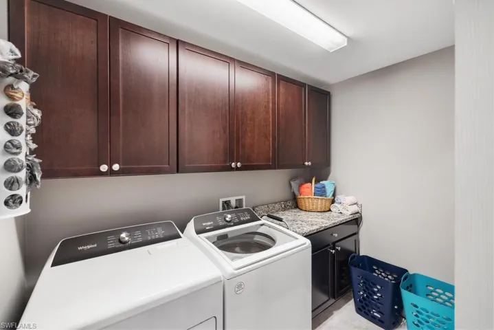 101 Nw 25th Ter, Cape Coral, Florida 33993