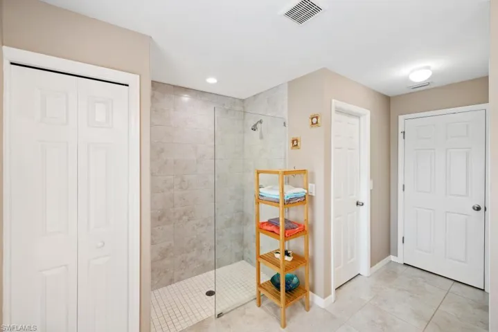 101 Nw 25th Ter, Cape Coral, Florida 33993