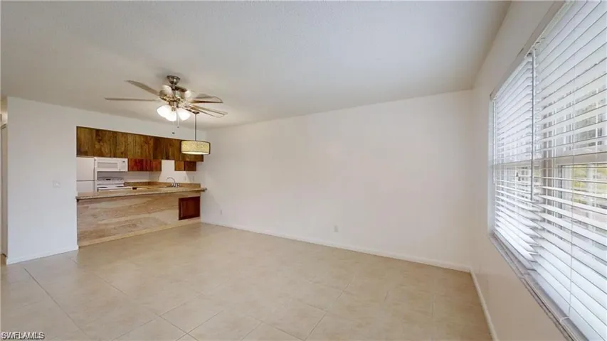 2303 Ne 6th St 3, Cape Coral, Florida 33909