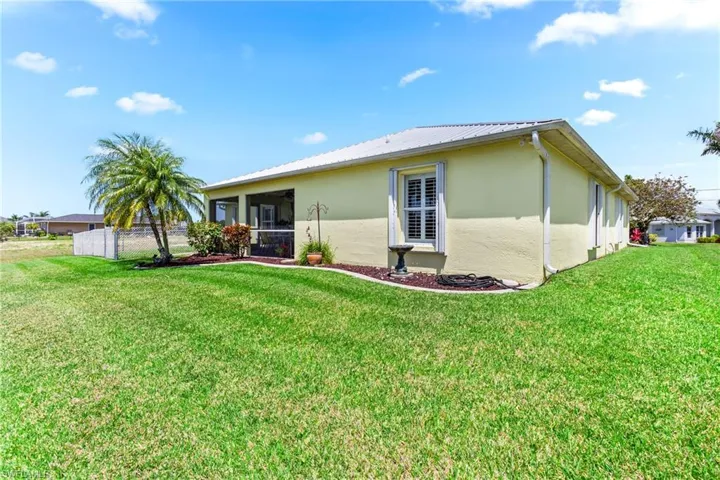 516 Se 14th Ter, Cape Coral, Florida 33990