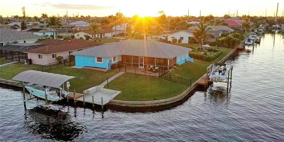 2 boat docks with lifts and remote controls.