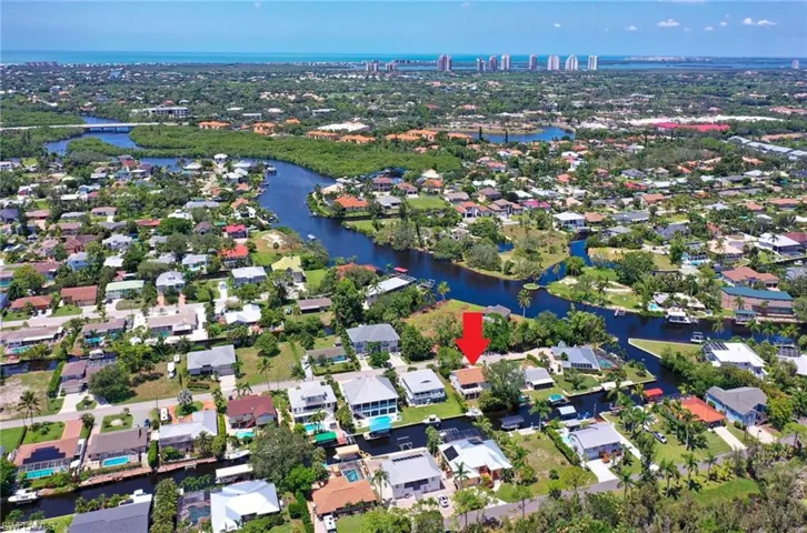 Location on canal and Imperial River