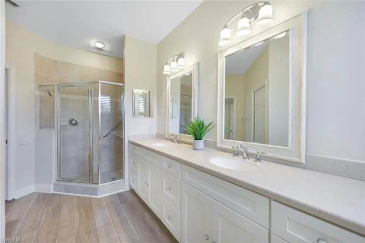9240  Bayberry  BEND, Fort Myers, FL 33908