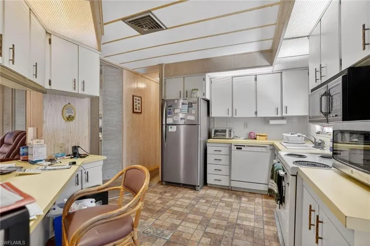 26026 Princess Ln, Bonita Springs, Florida 34135