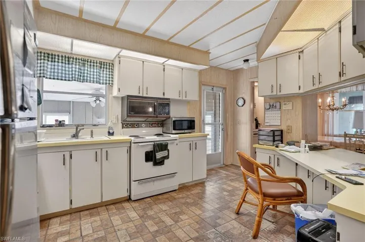 26026 Princess Ln, Bonita Springs, Florida 34135
