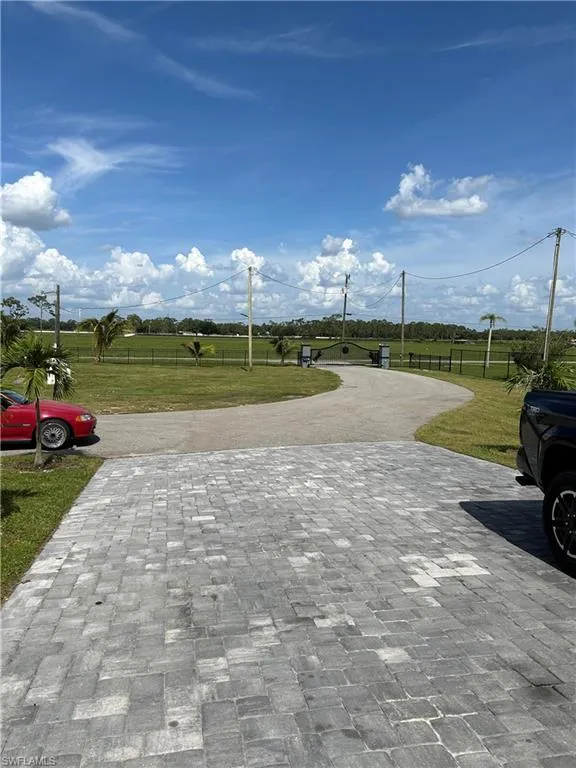 19781 Woodbridge LN, North Fort Myers, FL 33917,2025000223