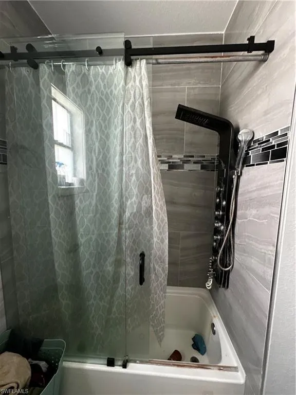 19781 Woodbridge LN, North Fort Myers, FL 33917,2025000223