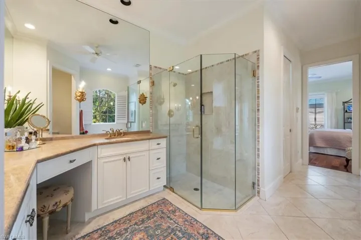 863  Turtle  CT, Naples, FL 34108