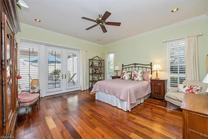 863  Turtle  CT, Naples, FL 34108