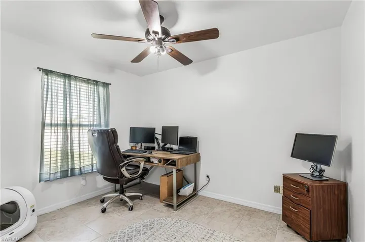 4302 Sw 18th Pl, Cape Coral, Florida 33914