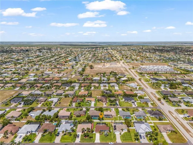4302 Sw 18th Pl, Cape Coral, Florida 33914
