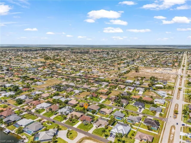 4302 Sw 18th Pl, Cape Coral, Florida 33914