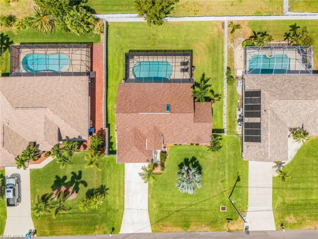 4302 Sw 18th Pl, Cape Coral, Florida 33914