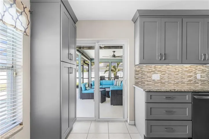 4302 Sw 18th Pl, Cape Coral, Florida 33914