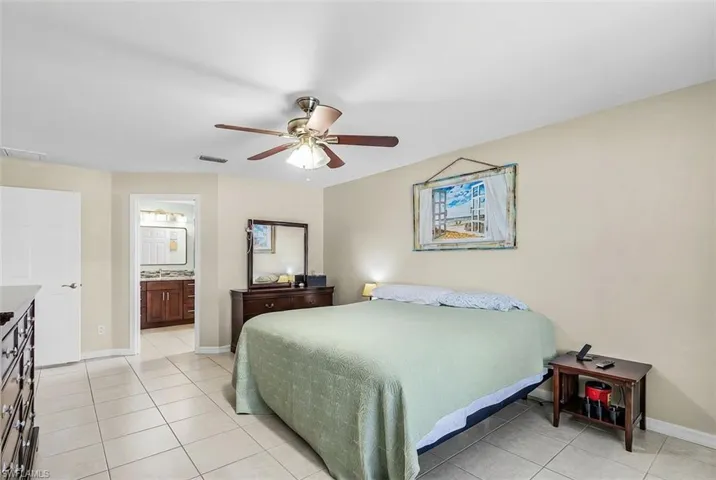 4302 Sw 18th Pl, Cape Coral, Florida 33914