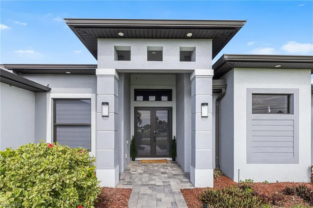 2300 23rd AVE, Cape Coral, FL 33993,225062511