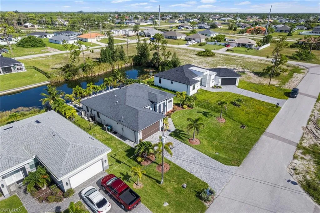 2300 23rd AVE, Cape Coral, FL 33993,225062511
