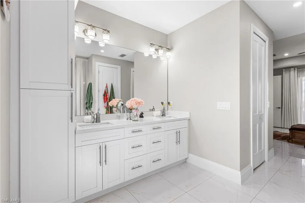 2300 23rd AVE, Cape Coral, FL 33993,225062511