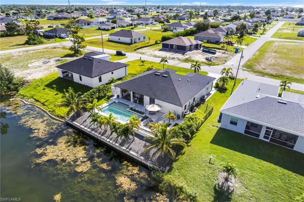 2300 23rd AVE, Cape Coral, FL 33993,225062511