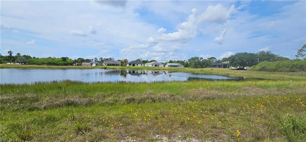 746  Chattman E ST, Lehigh Acres, FL 33974