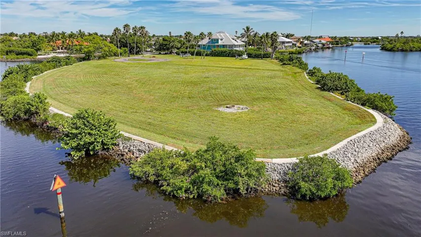 5600 Sea Edge Dr, Punta Gorda, Florida 33950
