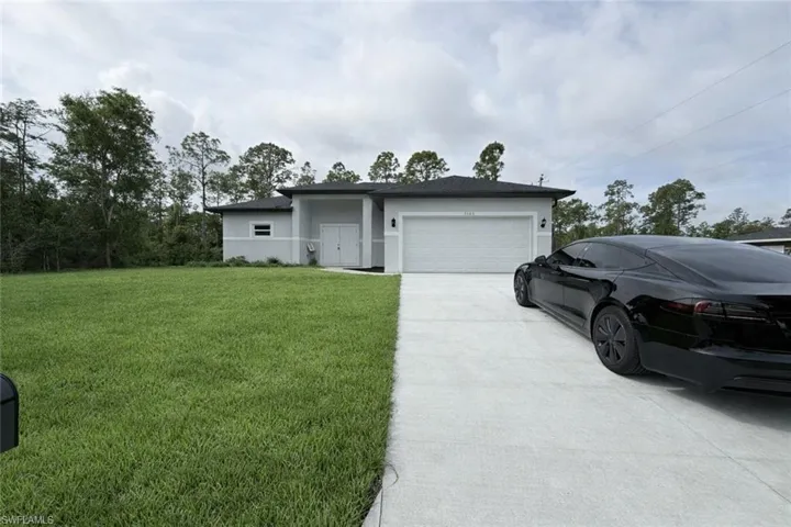 1103 W 10th St, Lehigh Acres, Florida 33972