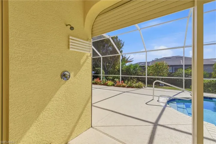 Love these Outdoor Showers .. Pool is Heated
