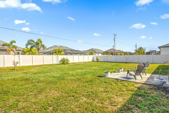 1817 Sw 40th St, Cape Coral, Florida 33914