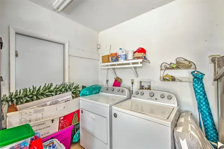 1817 Sw 40th St, Cape Coral, Florida 33914