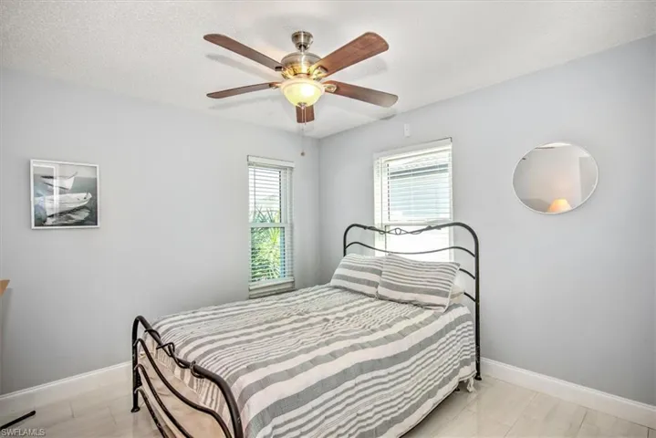 1817 Sw 40th St, Cape Coral, Florida 33914