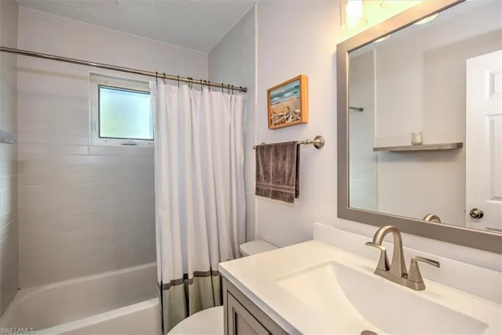 1817 Sw 40th St, Cape Coral, Florida 33914