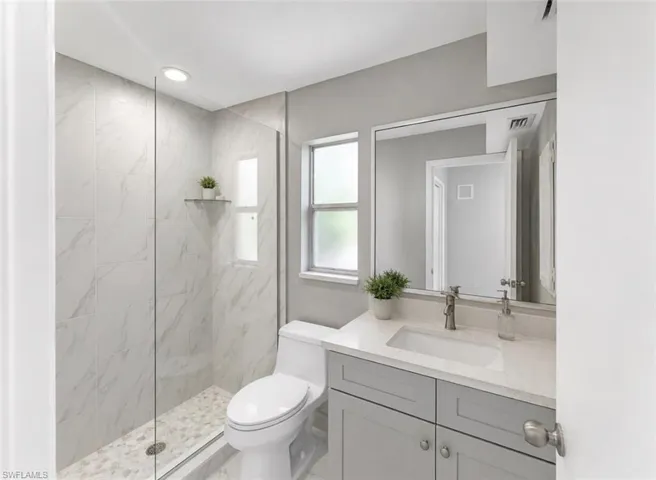 4532 Beechwood Lake Dr, Naples, Florida 34112