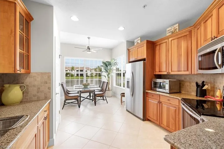 8051  Players Cove  DR, Naples, FL 34113