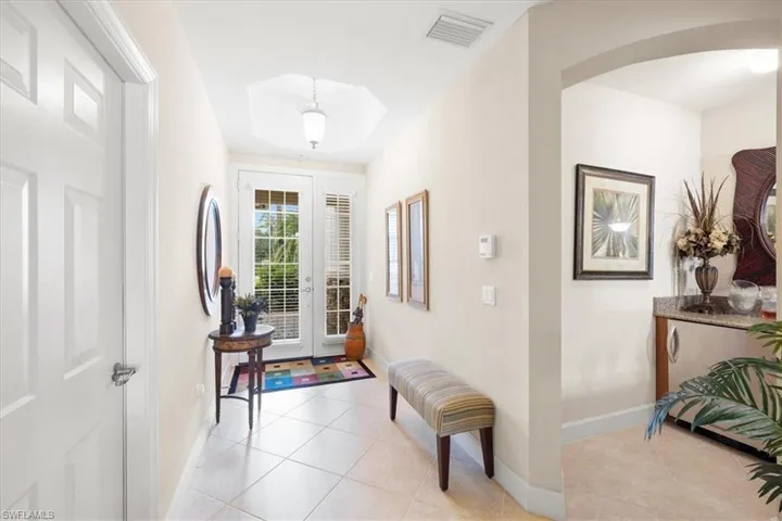 8051  Players Cove  DR, Naples, FL 34113